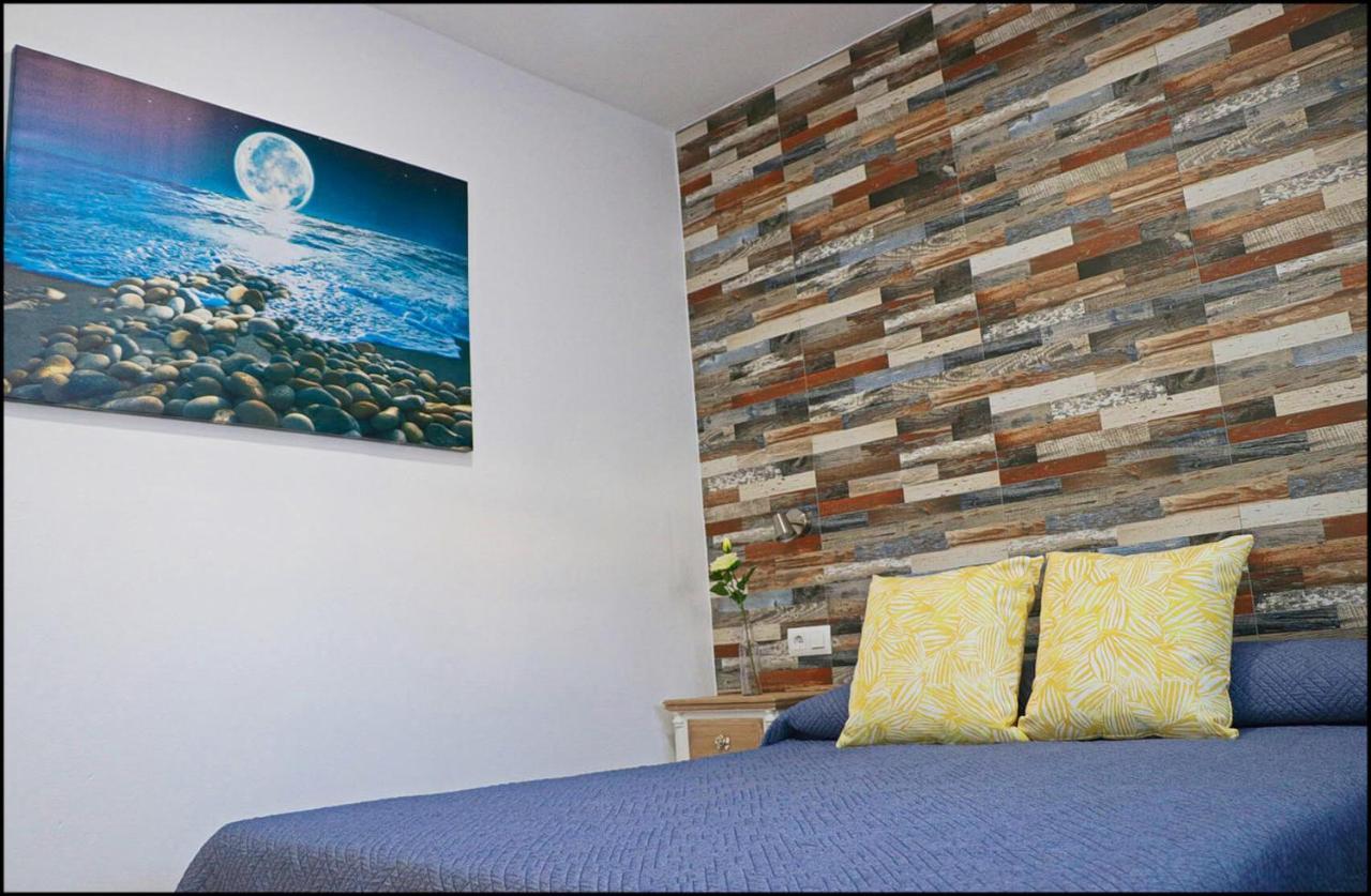 Casa Colorado Con Piscina Villa โกนิล เด ลาฟรอนเตรา ภายนอก รูปภาพ