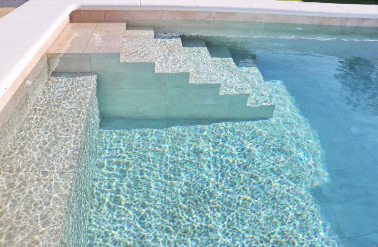 Casa Colorado Con Piscina Villa โกนิล เด ลาฟรอนเตรา ภายนอก รูปภาพ